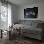 Mai, 63qm